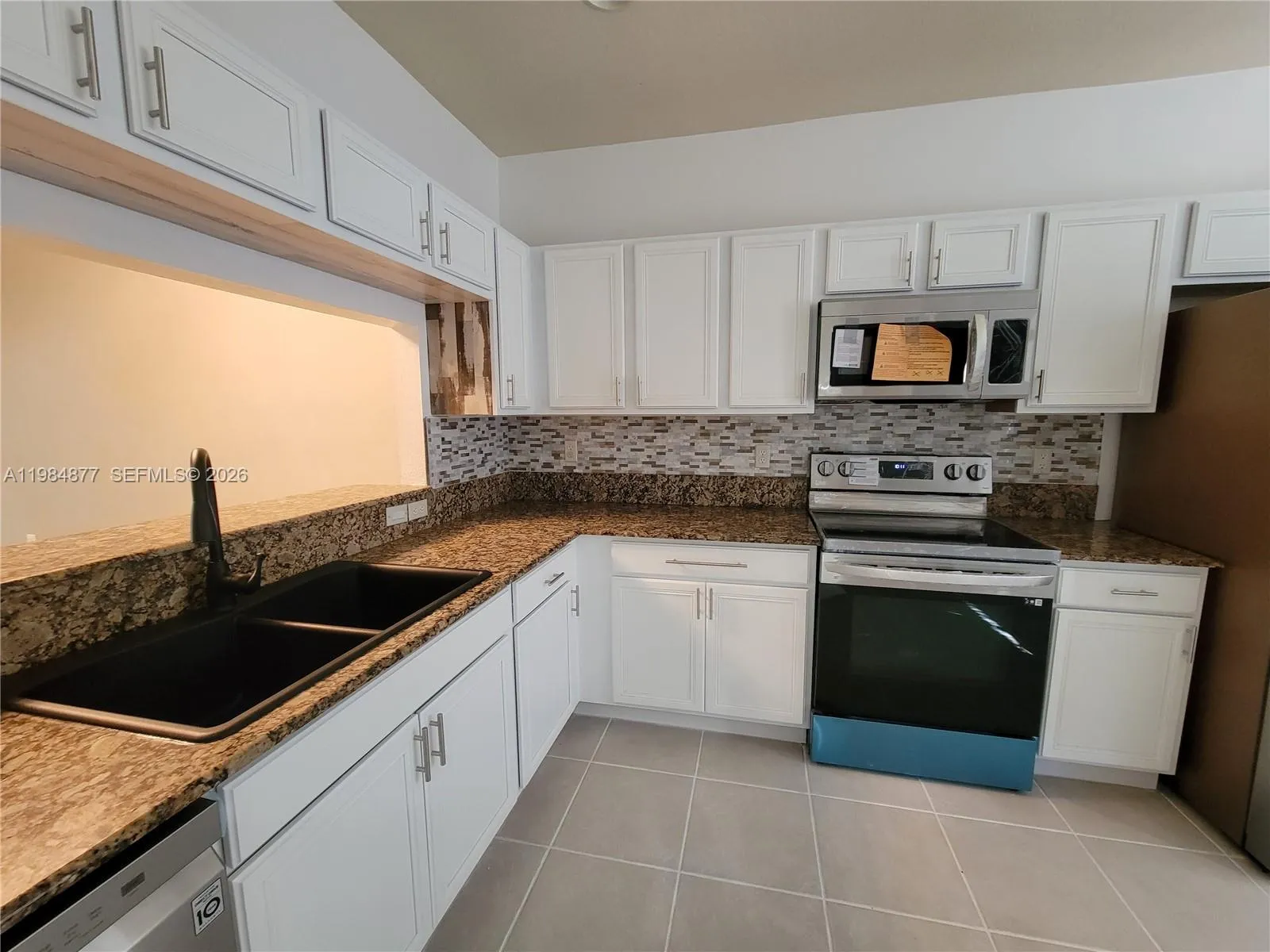 2761 Sw 82nd Ave 102, Miramar, Florida 33025, Miramar, Florida 33025, 3 Bedrooms Bedrooms, ,2 BathroomsBathrooms,Residential Lease,For Rent,2761 Sw 82nd Ave 102, Miramar, Florida 33025,A11984877
