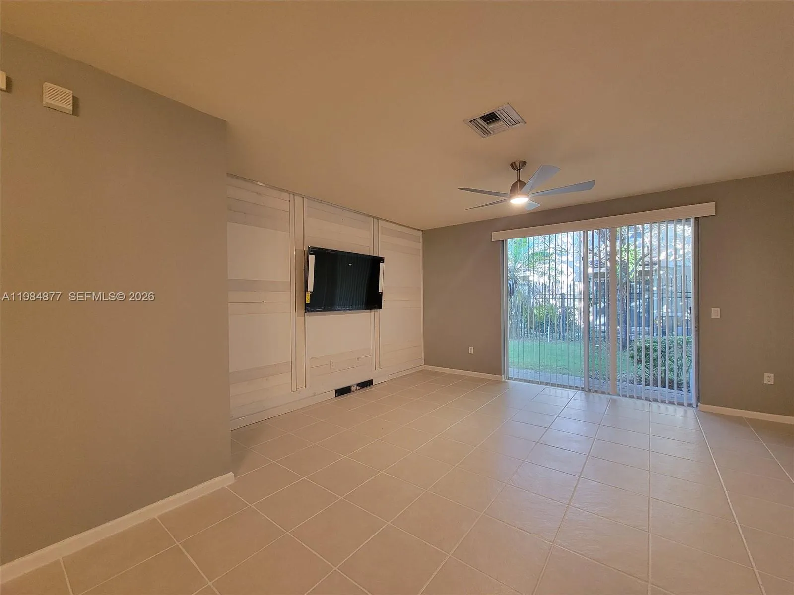 2761 Sw 82nd Ave 102, Miramar, Florida 33025, Miramar, Florida 33025, 3 Bedrooms Bedrooms, ,2 BathroomsBathrooms,Residential Lease,For Rent,2761 Sw 82nd Ave 102, Miramar, Florida 33025,A11984877