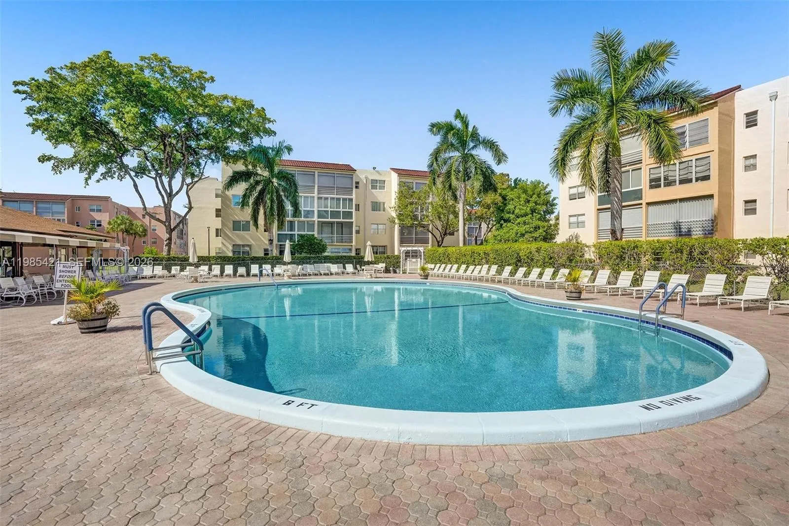 2811 Somerset Dr 405, Lauderdale Lakes, Florida 33, Lauderdale Lakes, Florida 33311, 1 Bedroom Bedrooms, ,1 BathroomBathrooms,Residential,For Sale,2811 Somerset Dr 405, Lauderdale Lakes, Florida 33,A11985421