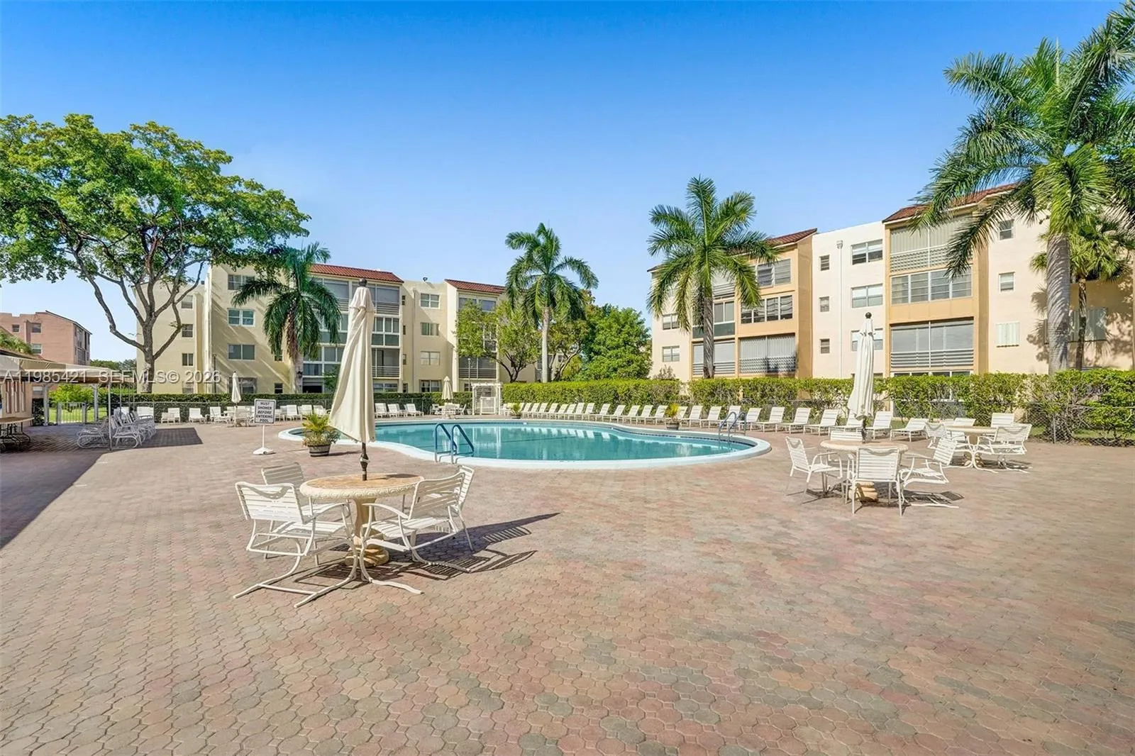 2811 Somerset Dr 405, Lauderdale Lakes, Florida 33, Lauderdale Lakes, Florida 33311, 1 Bedroom Bedrooms, ,1 BathroomBathrooms,Residential,For Sale,2811 Somerset Dr 405, Lauderdale Lakes, Florida 33,A11985421