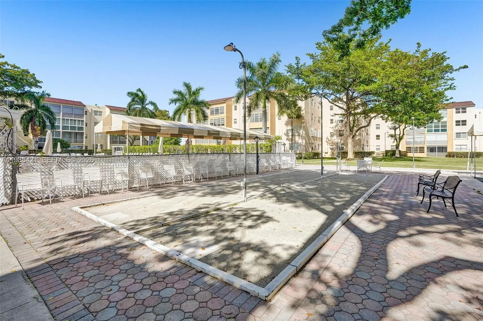 2811 Somerset Dr 405, Lauderdale Lakes, Florida 33, Lauderdale Lakes, Florida 33311, 1 Bedroom Bedrooms, ,1 BathroomBathrooms,Residential,For Sale,2811 Somerset Dr 405, Lauderdale Lakes, Florida 33,A11985421