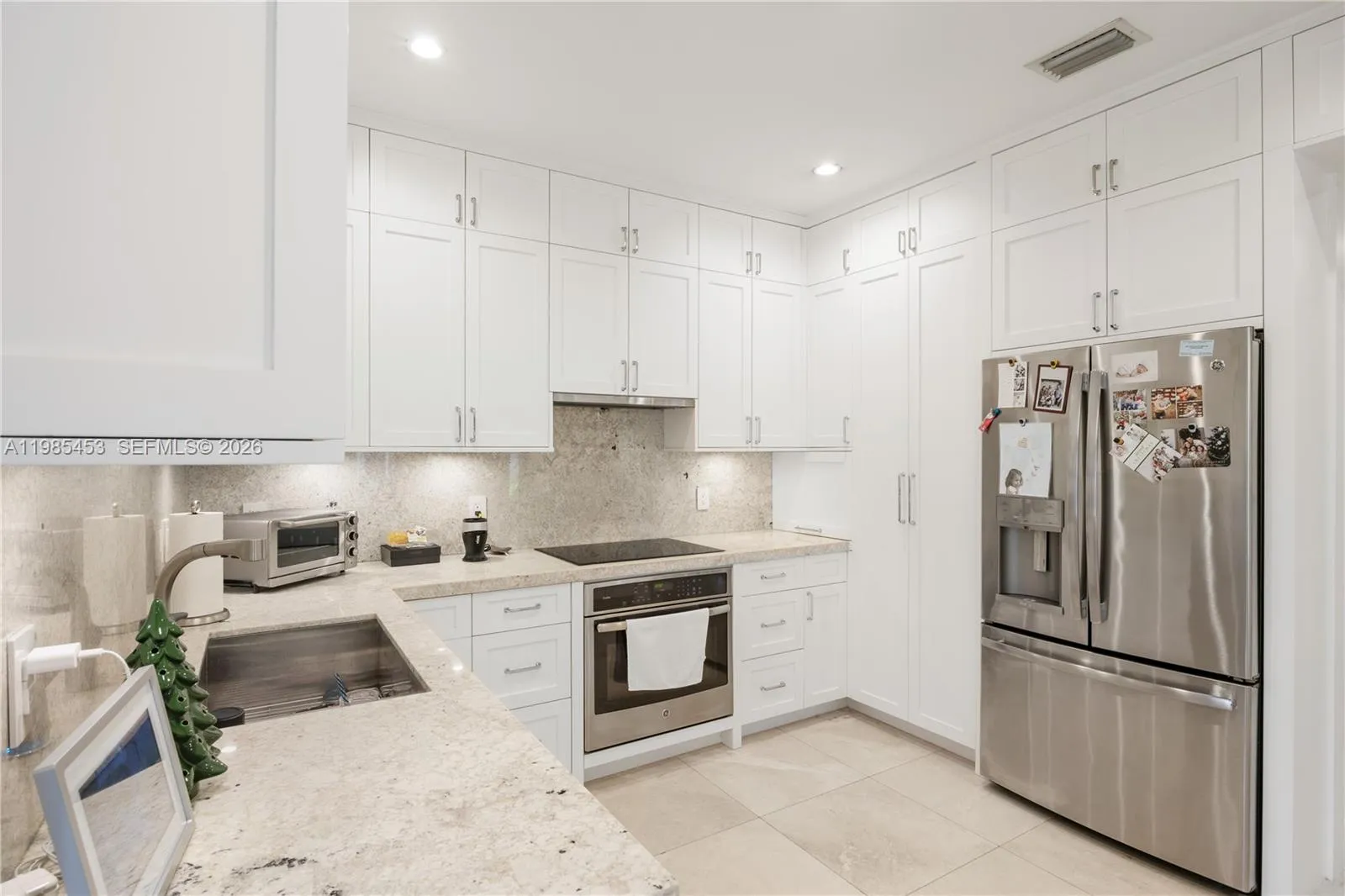 8600 Sw 139th Ter, Palmetto Bay, Florida 33158, Palmetto Bay, Florida 33158, 4 Bedrooms Bedrooms, ,4 BathroomsBathrooms,Residential Lease,For Rent,8600 Sw 139th Ter, Palmetto Bay, Florida 33158,A11985453