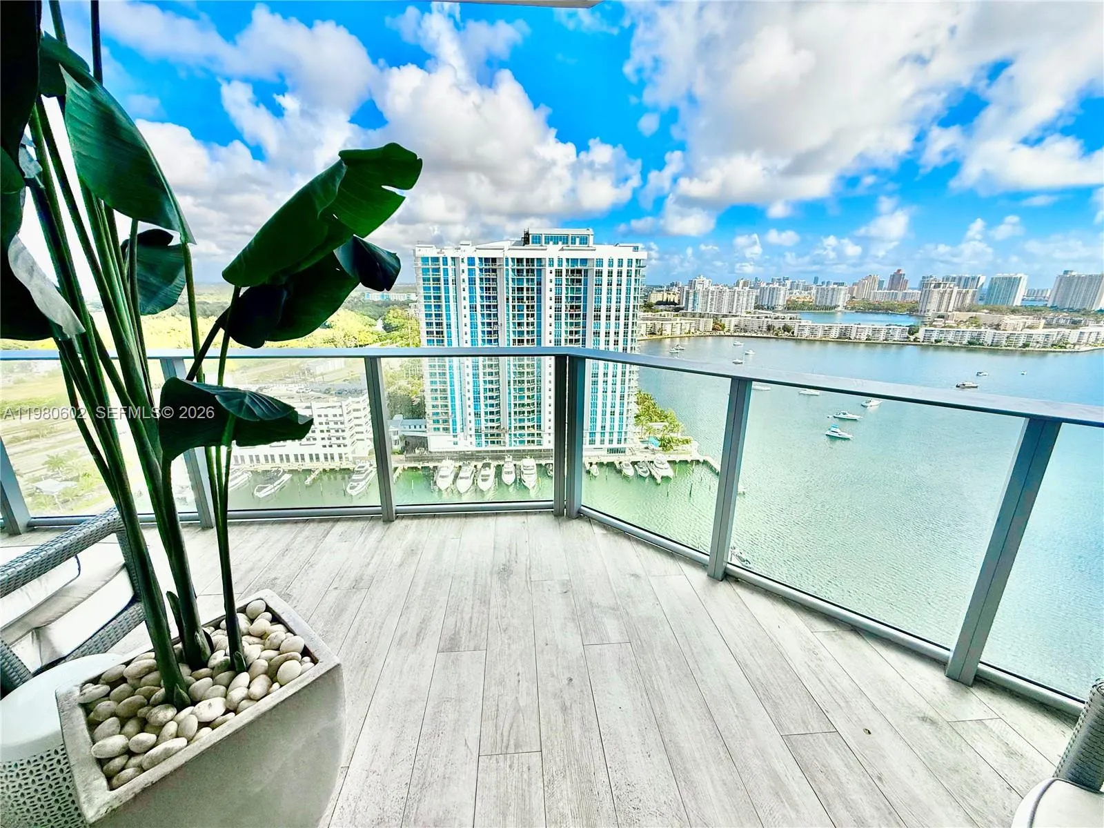17111 Biscayne Blvd 2305, North Miami Beach, Flori, North Miami Beach, Florida 33160, 2 Bedrooms Bedrooms, ,2 BathroomsBathrooms,Residential,For Sale,17111 Biscayne Blvd 2305, North Miami Beach, Flori,A11980602