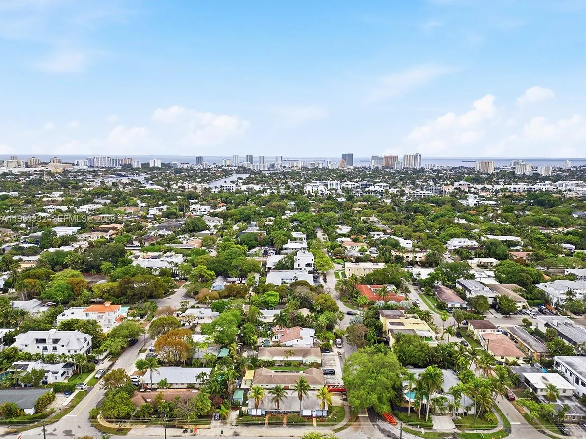 412 Ne 14th Ave, Fort Lauderdale, Florida 33301, Fort Lauderdale, Florida 33301, ,Residential Income,For Sale,412 Ne 14th Ave, Fort Lauderdale, Florida 33301,A11980332