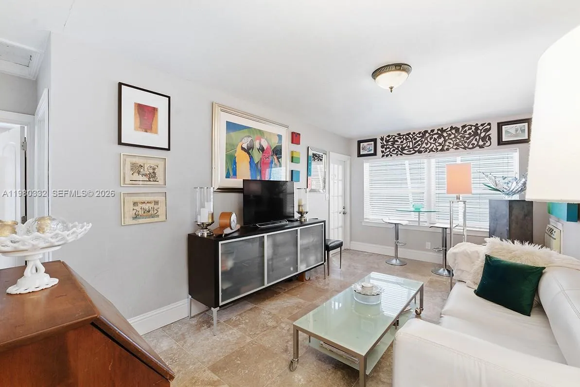 412 Ne 14th Ave, Fort Lauderdale, Florida 33301, Fort Lauderdale, Florida 33301, ,Residential Income,For Sale,412 Ne 14th Ave, Fort Lauderdale, Florida 33301,A11980332