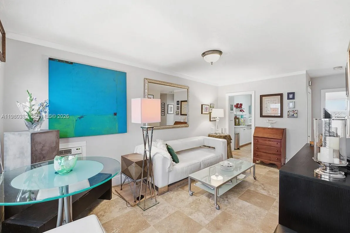 412 Ne 14th Ave, Fort Lauderdale, Florida 33301, Fort Lauderdale, Florida 33301, ,Residential Income,For Sale,412 Ne 14th Ave, Fort Lauderdale, Florida 33301,A11980332