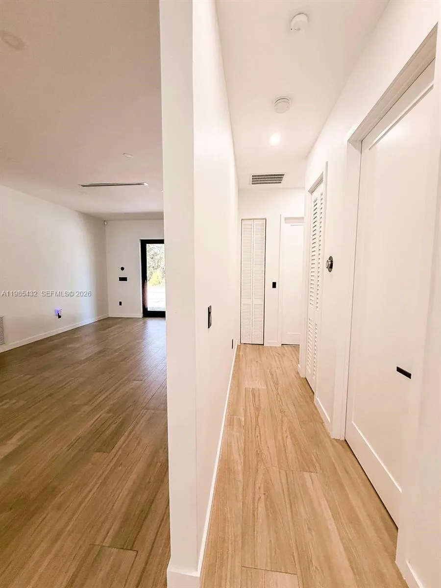 6200 Sw 57th Dr, South Miami, Florida 33143, South Miami, Florida 33143, 4 Bedrooms Bedrooms, ,3 BathroomsBathrooms,Residential,For Sale,6200 Sw 57th Dr, South Miami, Florida 33143,A11985432