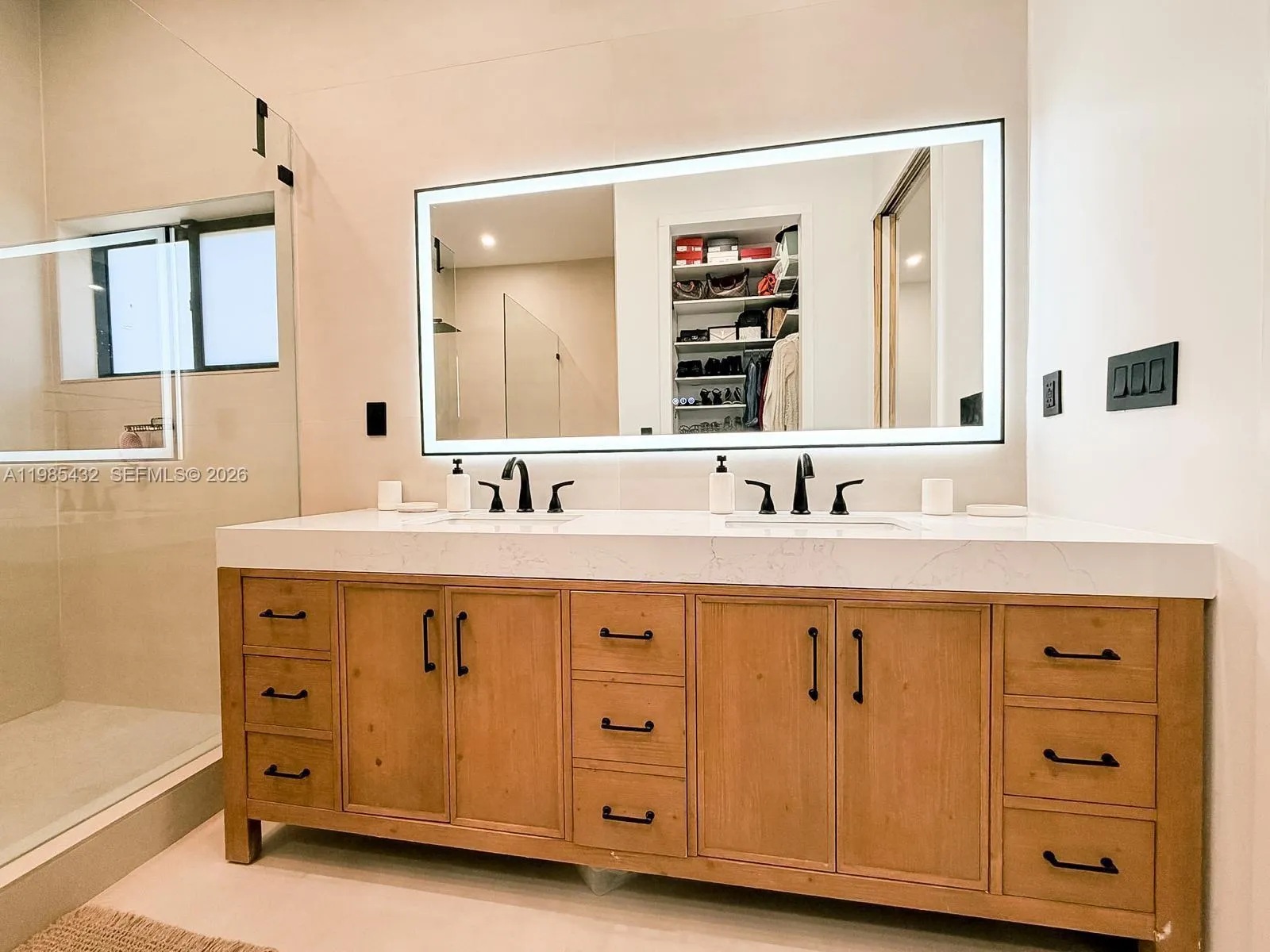 6200 Sw 57th Dr, South Miami, Florida 33143, South Miami, Florida 33143, 4 Bedrooms Bedrooms, ,3 BathroomsBathrooms,Residential,For Sale,6200 Sw 57th Dr, South Miami, Florida 33143,A11985432