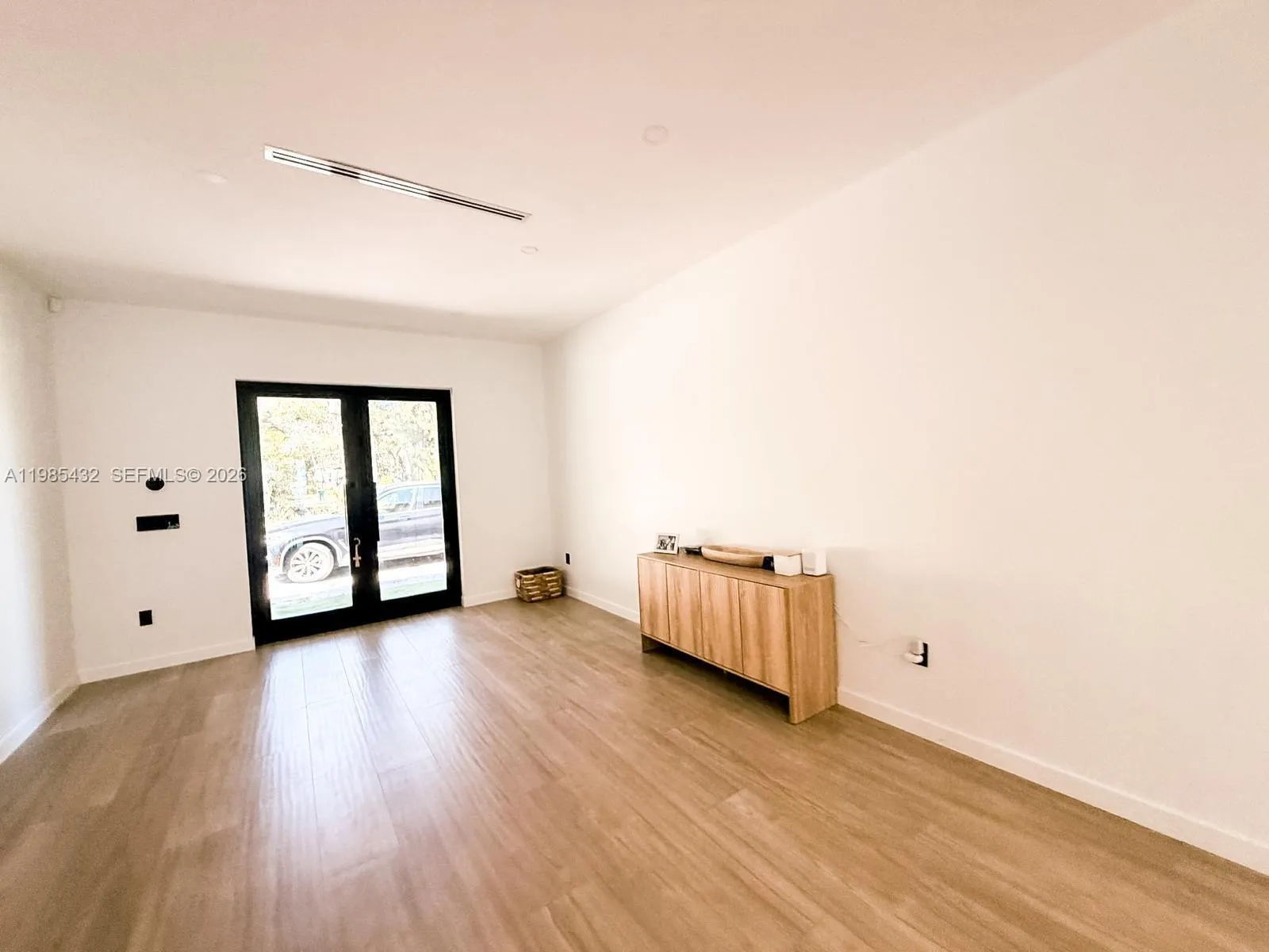 6200 Sw 57th Dr, South Miami, Florida 33143, South Miami, Florida 33143, 4 Bedrooms Bedrooms, ,3 BathroomsBathrooms,Residential,For Sale,6200 Sw 57th Dr, South Miami, Florida 33143,A11985432