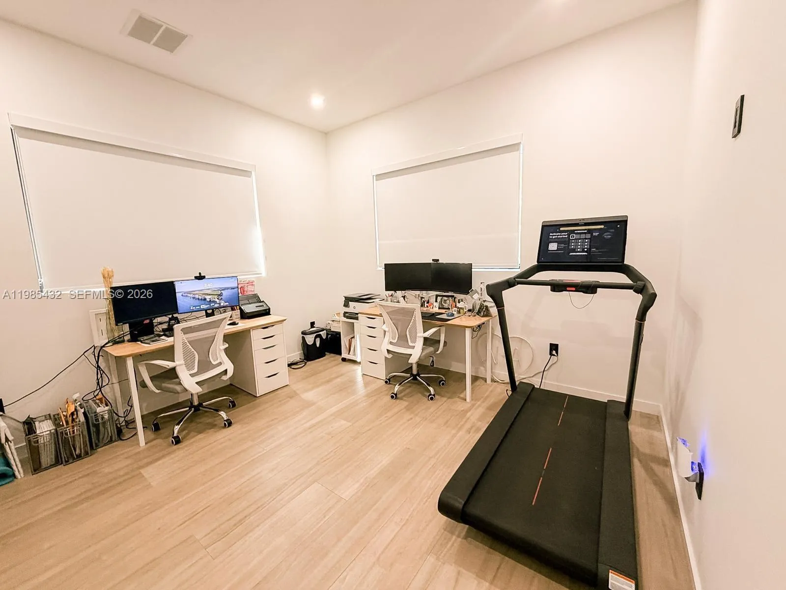 6200 Sw 57th Dr, South Miami, Florida 33143, South Miami, Florida 33143, 4 Bedrooms Bedrooms, ,3 BathroomsBathrooms,Residential,For Sale,6200 Sw 57th Dr, South Miami, Florida 33143,A11985432