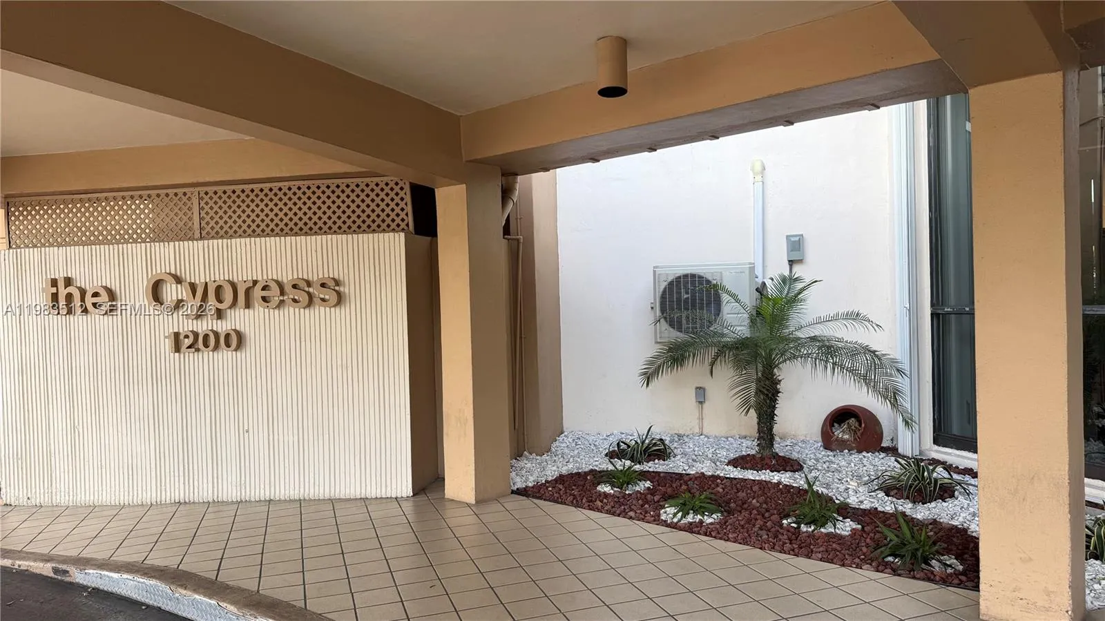 1200 Saint Charles Pl 420, Pembroke Pines, Florida, Pembroke Pines, Florida 33026, 1 Bedroom Bedrooms, ,1 BathroomBathrooms,Residential Lease,For Rent,1200 Saint Charles Pl 420, Pembroke Pines, Florida,A11983512