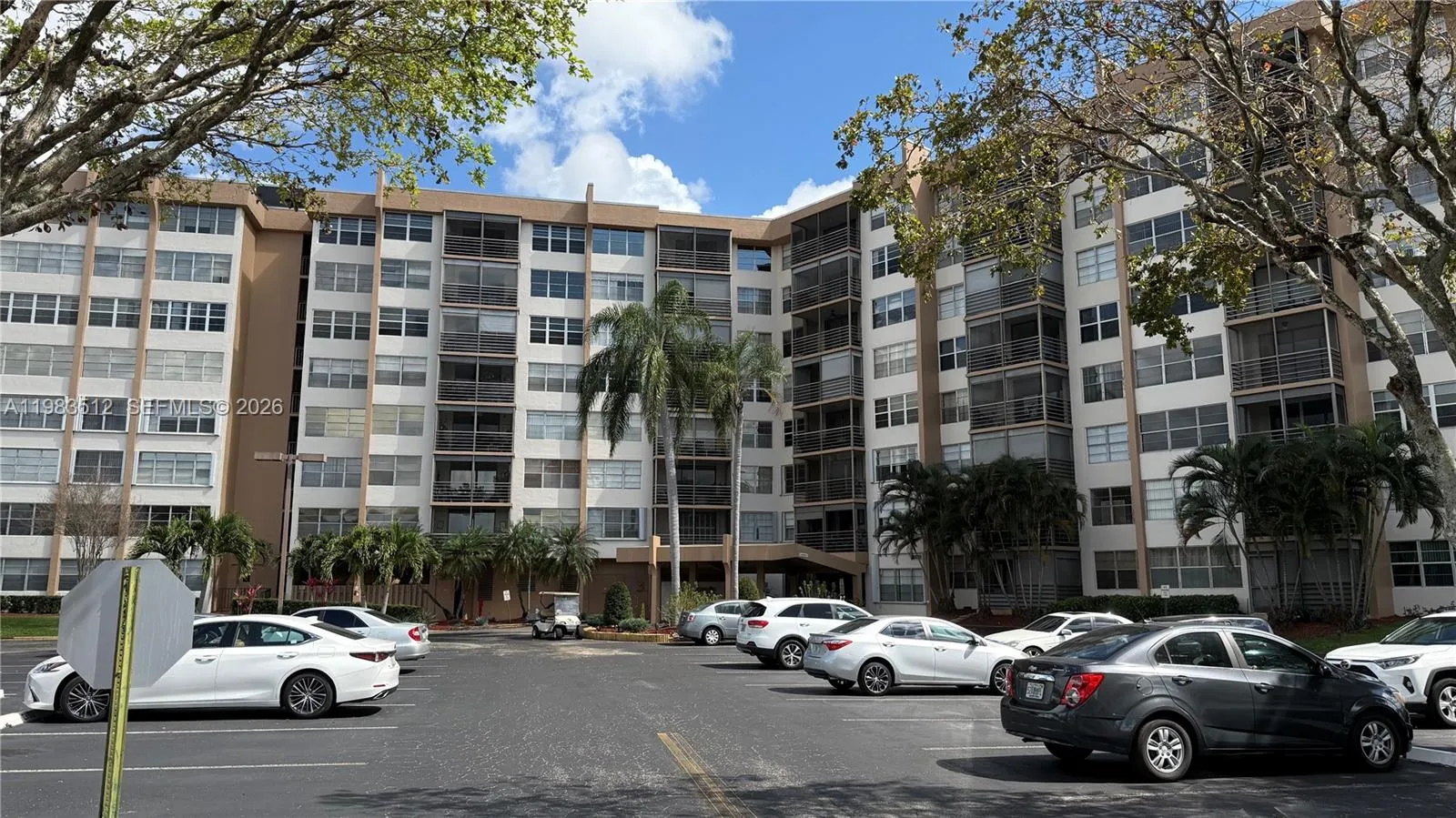 1200 Saint Charles Pl 420, Pembroke Pines, Florida, Pembroke Pines, Florida 33026, 1 Bedroom Bedrooms, ,1 BathroomBathrooms,Residential Lease,For Rent,1200 Saint Charles Pl 420, Pembroke Pines, Florida,A11983512