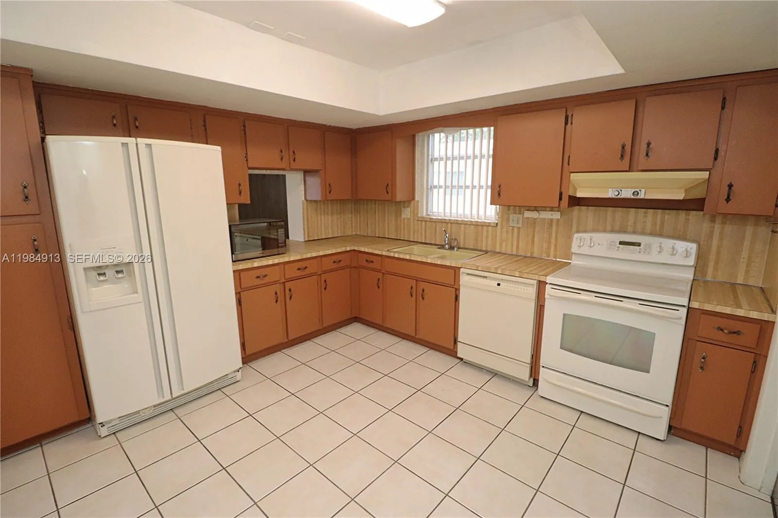 11820 Sheridan St, Pembroke Pines, Florida 33026, Pembroke Pines, Florida 33026, 3 Bedrooms Bedrooms, 7 Rooms Rooms,2 BathroomsBathrooms,Residential,For Sale,11820 Sheridan St, Pembroke Pines, Florida 33026,A11984913