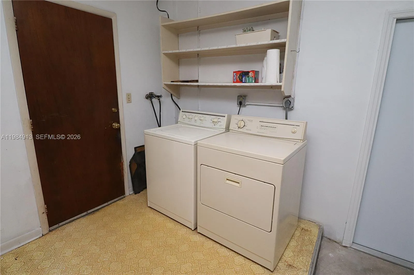 11820 Sheridan St, Pembroke Pines, Florida 33026, Pembroke Pines, Florida 33026, 3 Bedrooms Bedrooms, 7 Rooms Rooms,2 BathroomsBathrooms,Residential,For Sale,11820 Sheridan St, Pembroke Pines, Florida 33026,A11984913