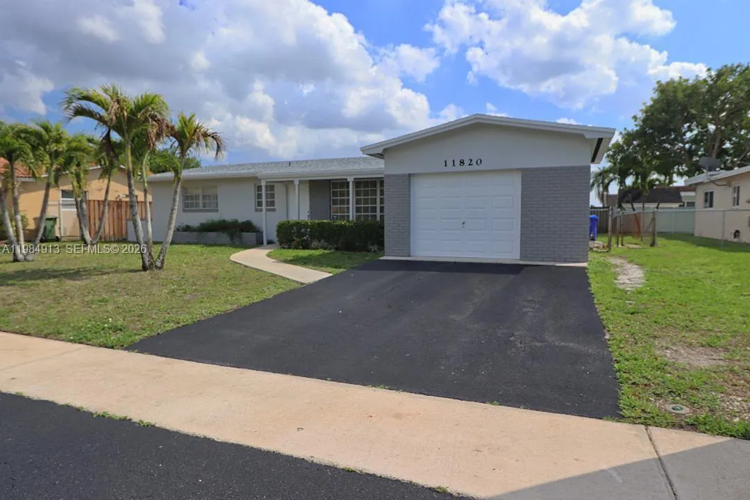 11820 Sheridan St, Pembroke Pines, Florida 33026, Pembroke Pines, Florida 33026, 3 Bedrooms Bedrooms, 7 Rooms Rooms,2 BathroomsBathrooms,Residential,For Sale,11820 Sheridan St, Pembroke Pines, Florida 33026,A11984913