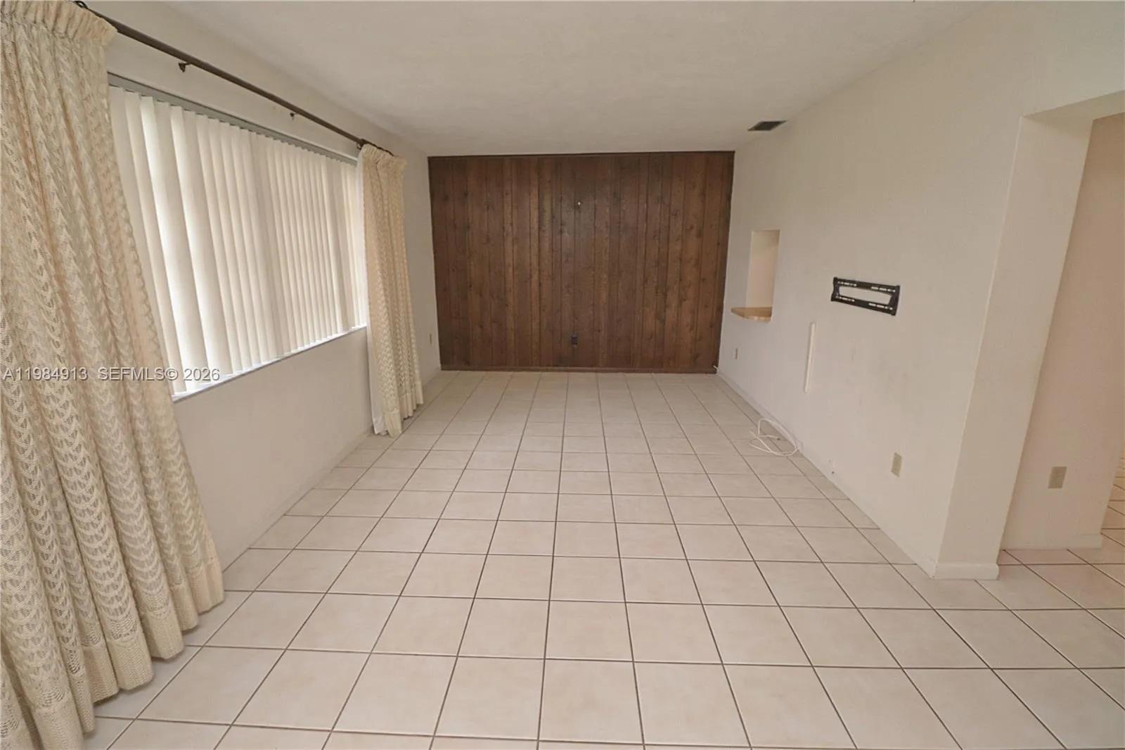 11820 Sheridan St, Pembroke Pines, Florida 33026, Pembroke Pines, Florida 33026, 3 Bedrooms Bedrooms, 7 Rooms Rooms,2 BathroomsBathrooms,Residential,For Sale,11820 Sheridan St, Pembroke Pines, Florida 33026,A11984913