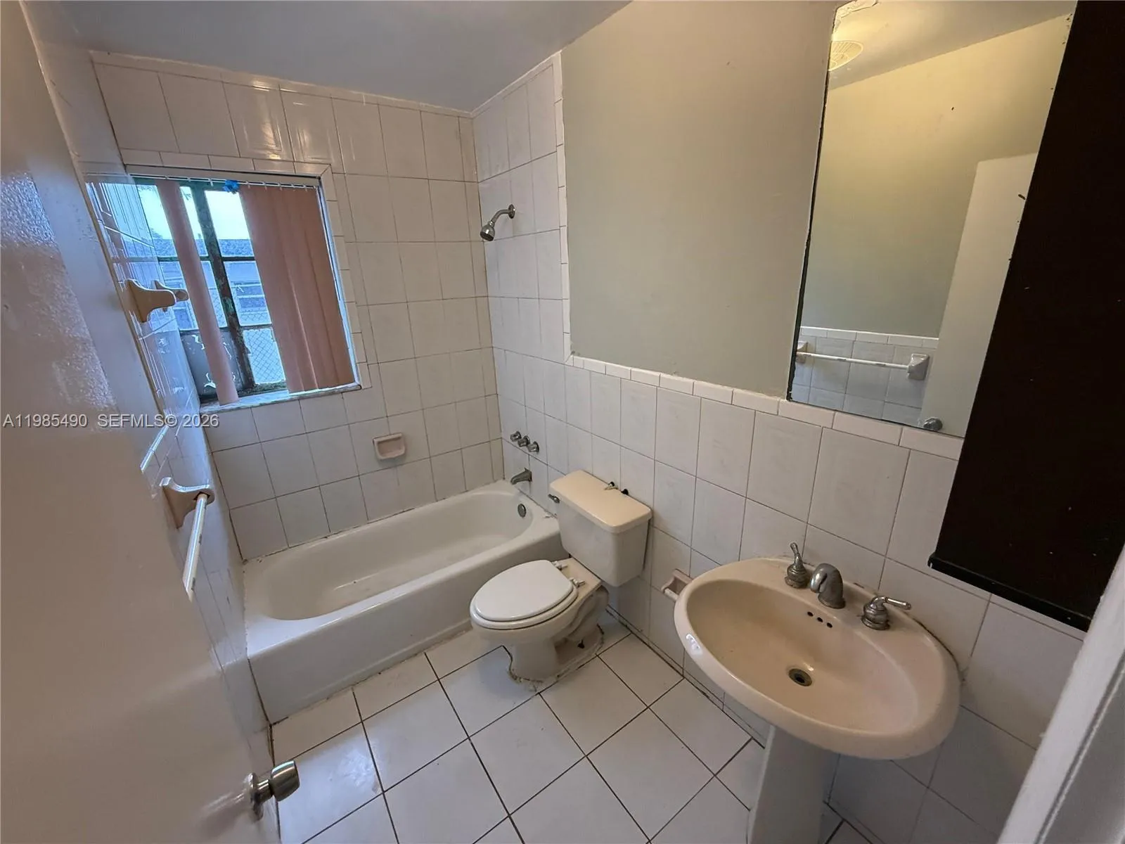 1751 Nw 29th St 3, Miami, Florida 33142, Miami, Florida 33142, ,1 BathroomBathrooms,Residential Lease,For Rent,1751 Nw 29th St 3, Miami, Florida 33142,A11985490
