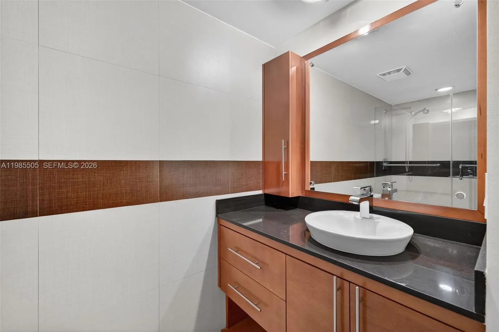 110 N Federal Hwy 1205, Fort Lauderdale, Florida 3, Fort Lauderdale, Florida 33301, 2 Bedrooms Bedrooms, ,2 BathroomsBathrooms,Residential Lease,For Rent,110 N Federal Hwy 1205, Fort Lauderdale, Florida 3,A11985505
