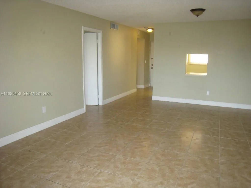 7800 Camino Real H-412, Miami, Florida 33143, Miami, Florida 33143, 1 Bedroom Bedrooms, ,1 BathroomBathrooms,Residential Lease,For Rent,7800 Camino Real H-412, Miami, Florida 33143,A11985459
