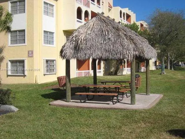 7800 Camino Real H-412, Miami, Florida 33143, Miami, Florida 33143, 1 Bedroom Bedrooms, ,1 BathroomBathrooms,Residential Lease,For Rent,7800 Camino Real H-412, Miami, Florida 33143,A11985459