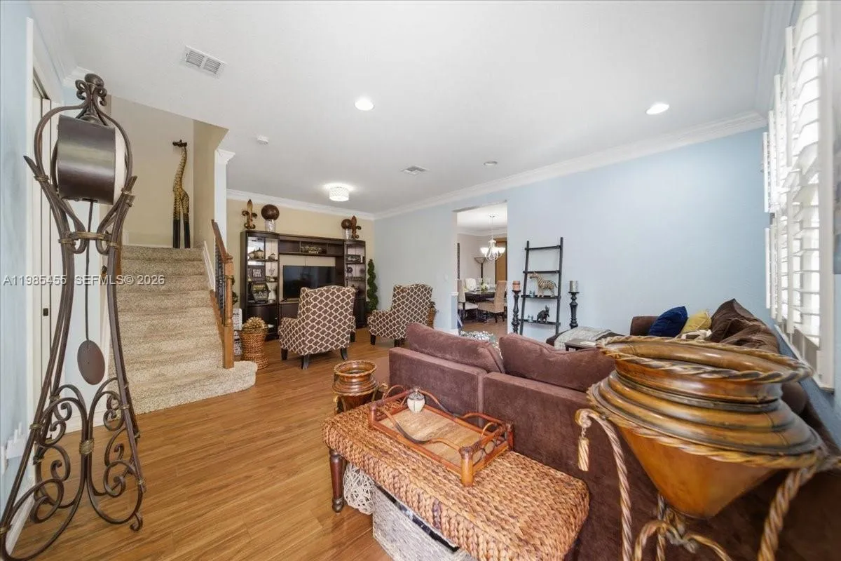 110 E Riverwalk Cir E, Plantation, Florida 33325, Plantation, Florida 33325, 3 Bedrooms Bedrooms, ,2 BathroomsBathrooms,Residential,For Sale,110 E Riverwalk Cir E, Plantation, Florida 33325,A11985455