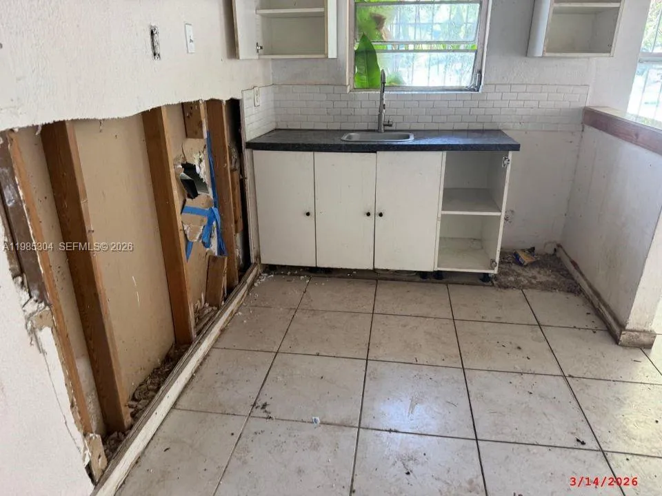 5631 Nw 5th Ct, Miami, Florida 33127, Miami, Florida 33127, ,Residential Income,For Sale,5631 Nw 5th Ct, Miami, Florida 33127,A11985304