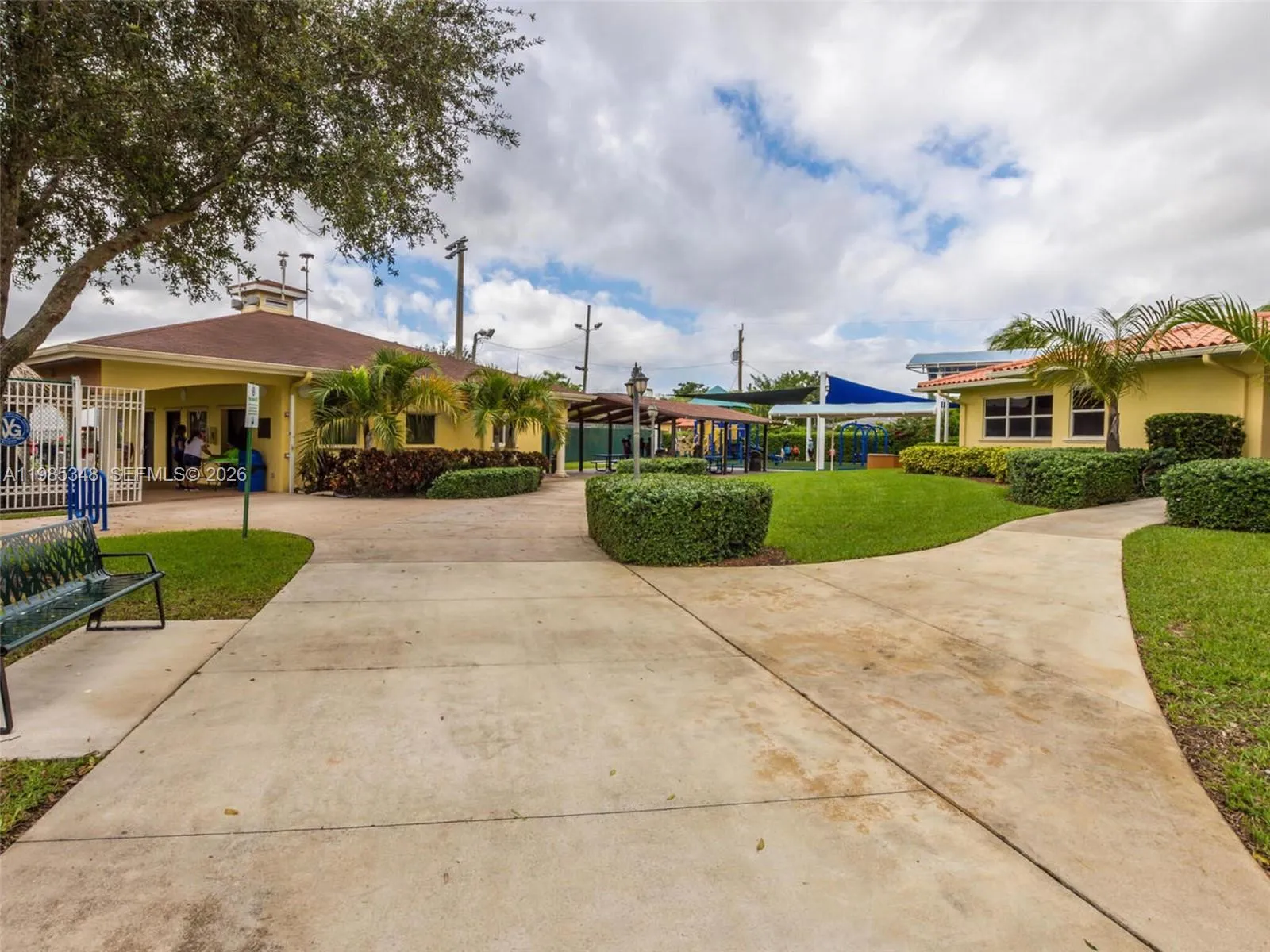6300 Nw 41st St, Virginia Gardens, Florida 33166, Virginia Gardens, Florida 33166, 4 Bedrooms Bedrooms, ,2 BathroomsBathrooms,Residential Lease,For Rent,6300 Nw 41st St, Virginia Gardens, Florida 33166,A11985348