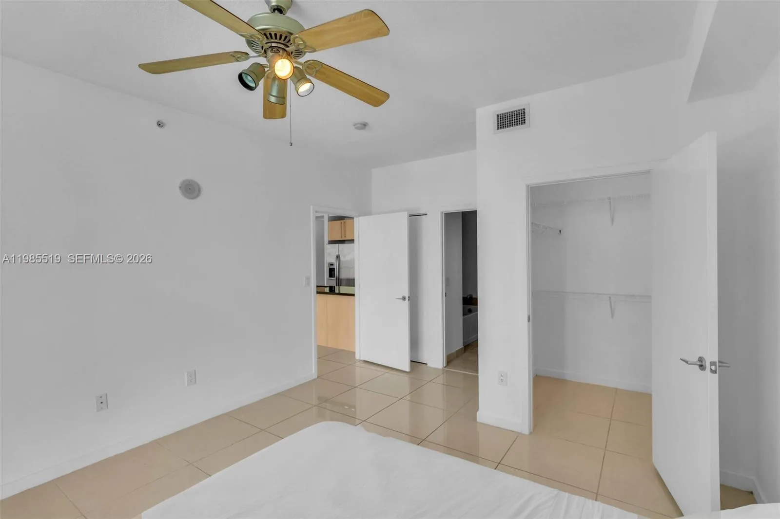 79 Sw 12th St 1210, Miami, Florida 33130, Miami, Florida 33130, 2 Bedrooms Bedrooms, ,2 BathroomsBathrooms,Residential,For Sale,79 Sw 12th St 1210, Miami, Florida 33130,A11985519