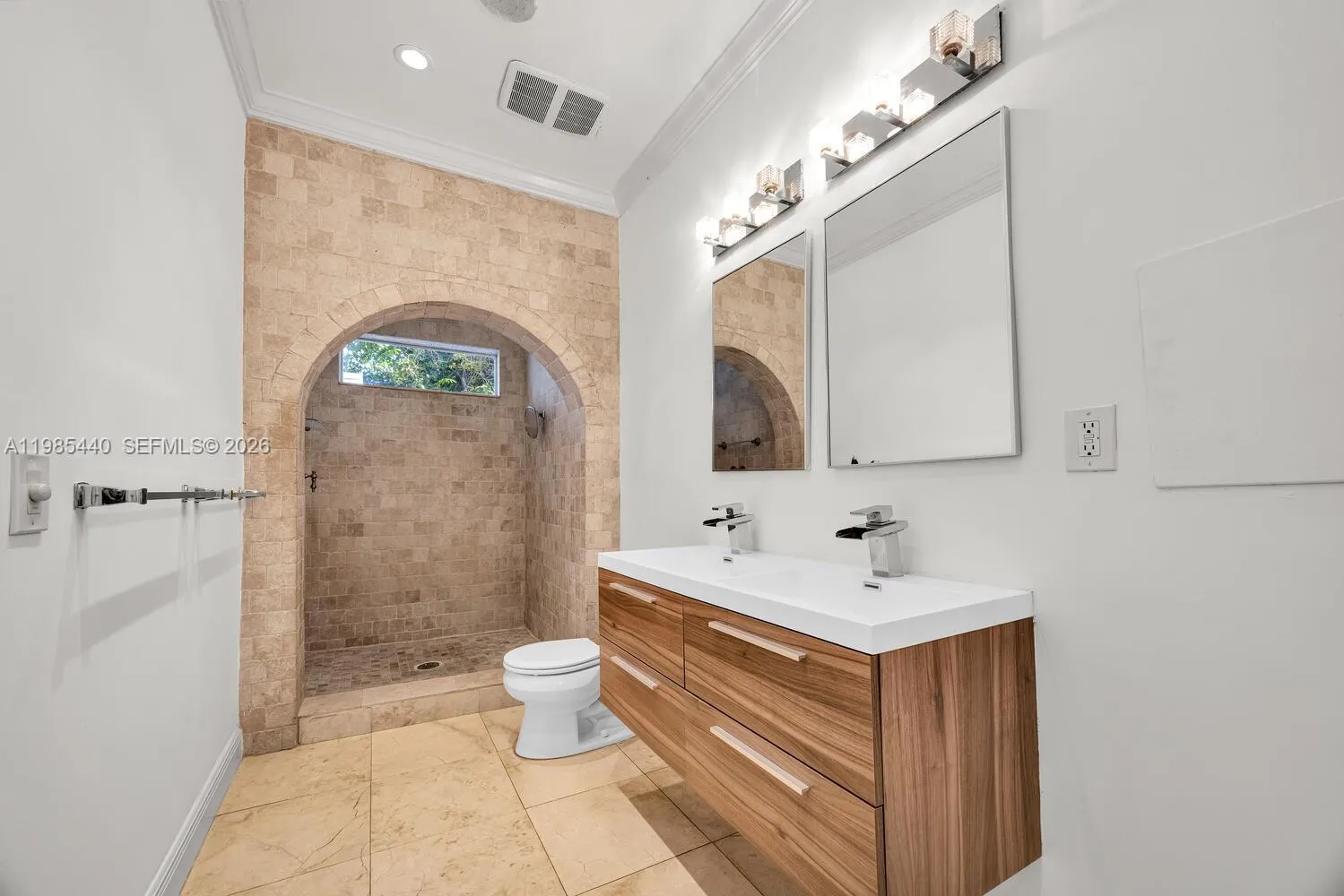 517 Minorca Ave, Coral Gables, Florida 33134, Coral Gables, Florida 33134, 3 Bedrooms Bedrooms, ,2 BathroomsBathrooms,Residential Lease,For Rent,517 Minorca Ave, Coral Gables, Florida 33134,A11985440