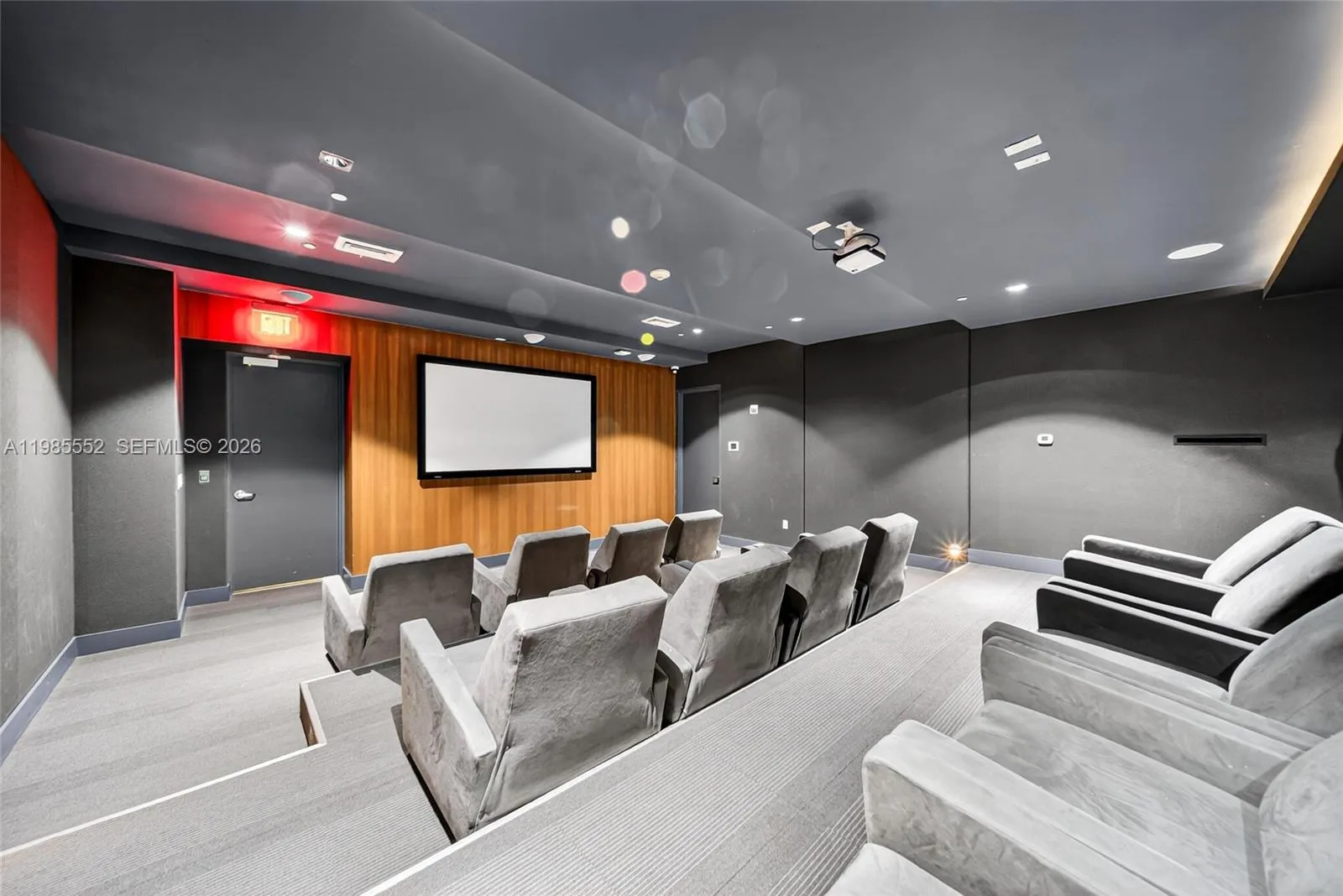 500 Brickell Ave 3901, Miami, Florida 33131, Miami, Florida 33131, 3 Bedrooms Bedrooms, ,2 BathroomsBathrooms,Residential,For Sale,500 Brickell Ave 3901, Miami, Florida 33131,A11985552