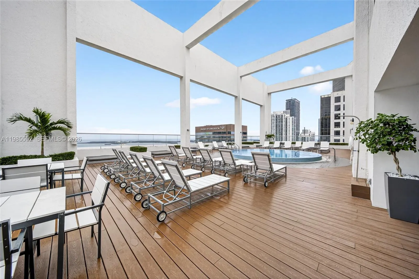 500 Brickell Ave 3901, Miami, Florida 33131, Miami, Florida 33131, 3 Bedrooms Bedrooms, ,2 BathroomsBathrooms,Residential,For Sale,500 Brickell Ave 3901, Miami, Florida 33131,A11985552
