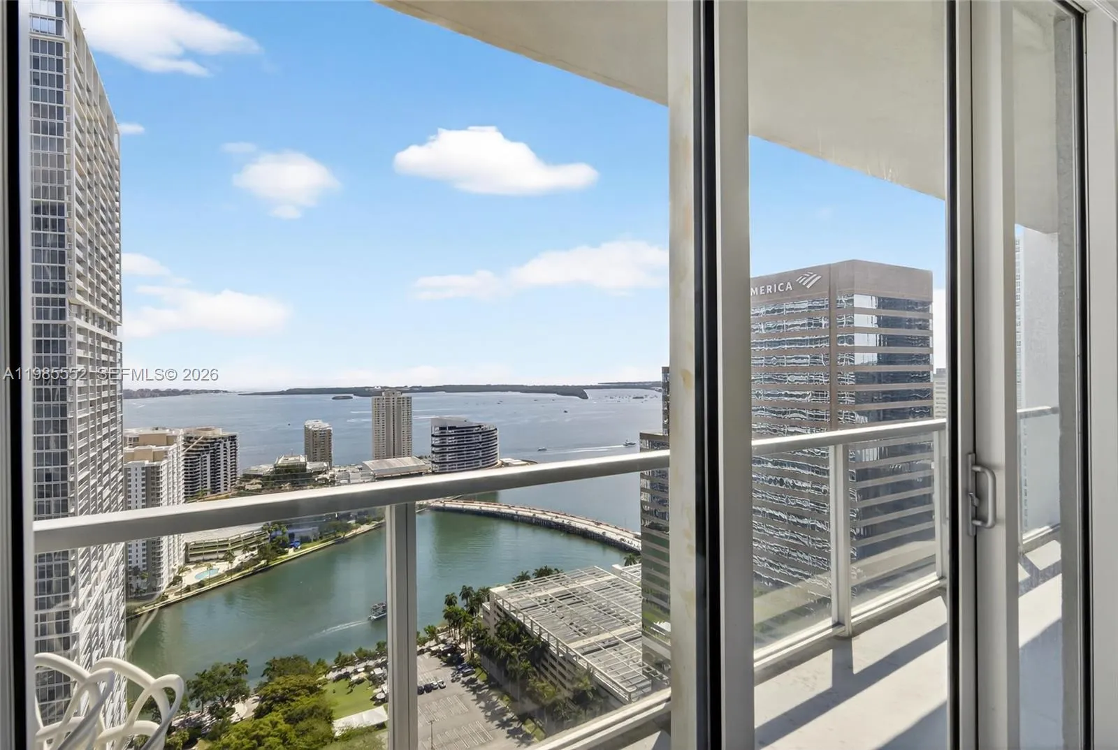 500 Brickell Ave 3901, Miami, Florida 33131, Miami, Florida 33131, 3 Bedrooms Bedrooms, ,2 BathroomsBathrooms,Residential,For Sale,500 Brickell Ave 3901, Miami, Florida 33131,A11985552