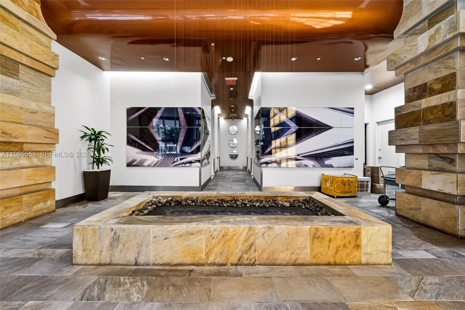 500 Brickell Ave 3901, Miami, Florida 33131, Miami, Florida 33131, 3 Bedrooms Bedrooms, ,2 BathroomsBathrooms,Residential,For Sale,500 Brickell Ave 3901, Miami, Florida 33131,A11985552