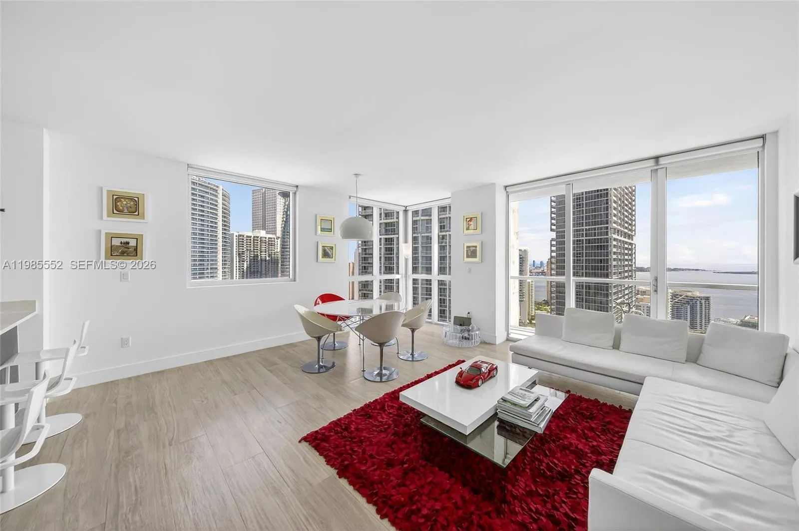 500 Brickell Ave 3901, Miami, Florida 33131, Miami, Florida 33131, 3 Bedrooms Bedrooms, ,2 BathroomsBathrooms,Residential,For Sale,500 Brickell Ave 3901, Miami, Florida 33131,A11985552