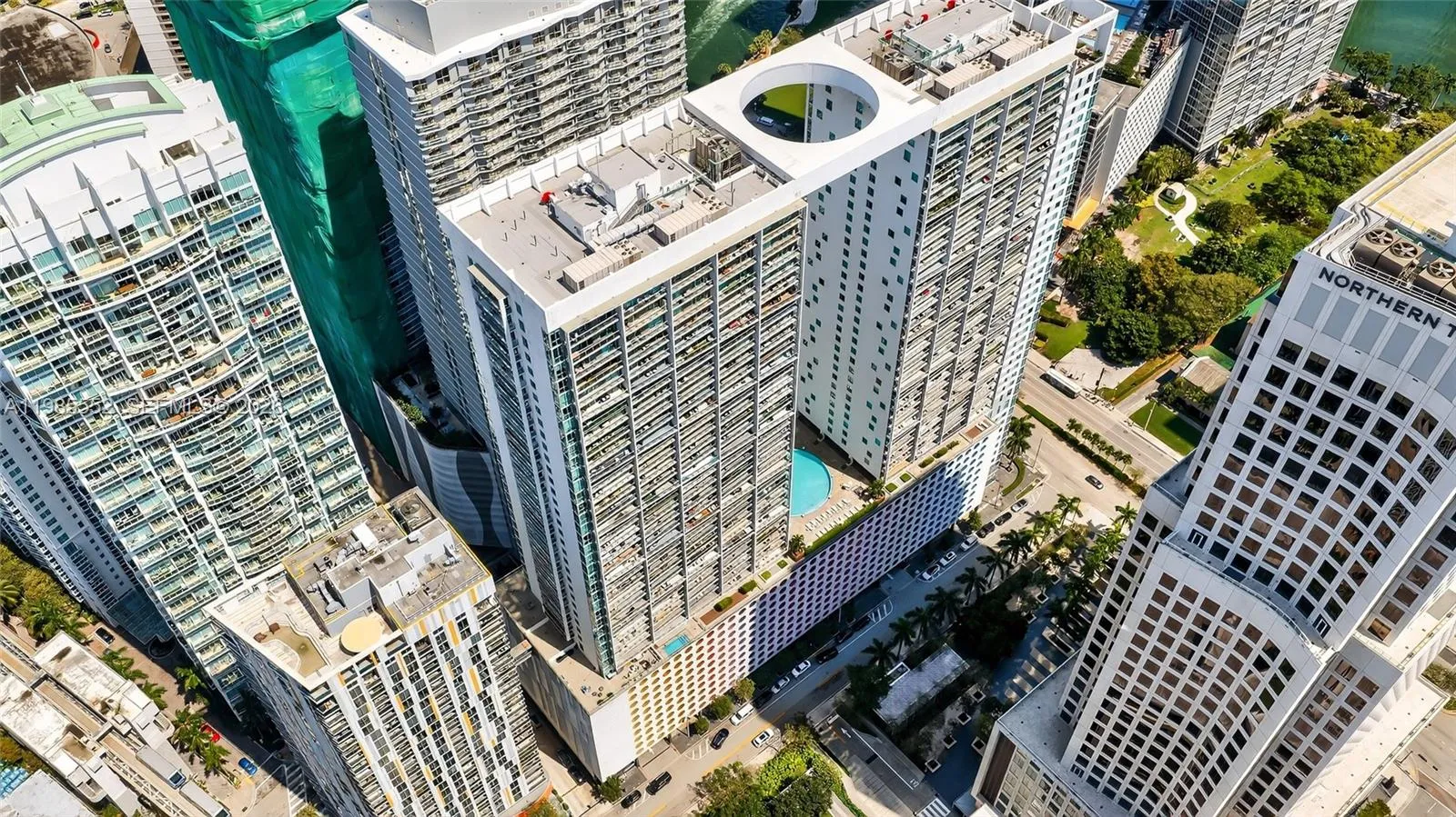 500 Brickell Ave 3901, Miami, Florida 33131, Miami, Florida 33131, 3 Bedrooms Bedrooms, ,2 BathroomsBathrooms,Residential,For Sale,500 Brickell Ave 3901, Miami, Florida 33131,A11985552