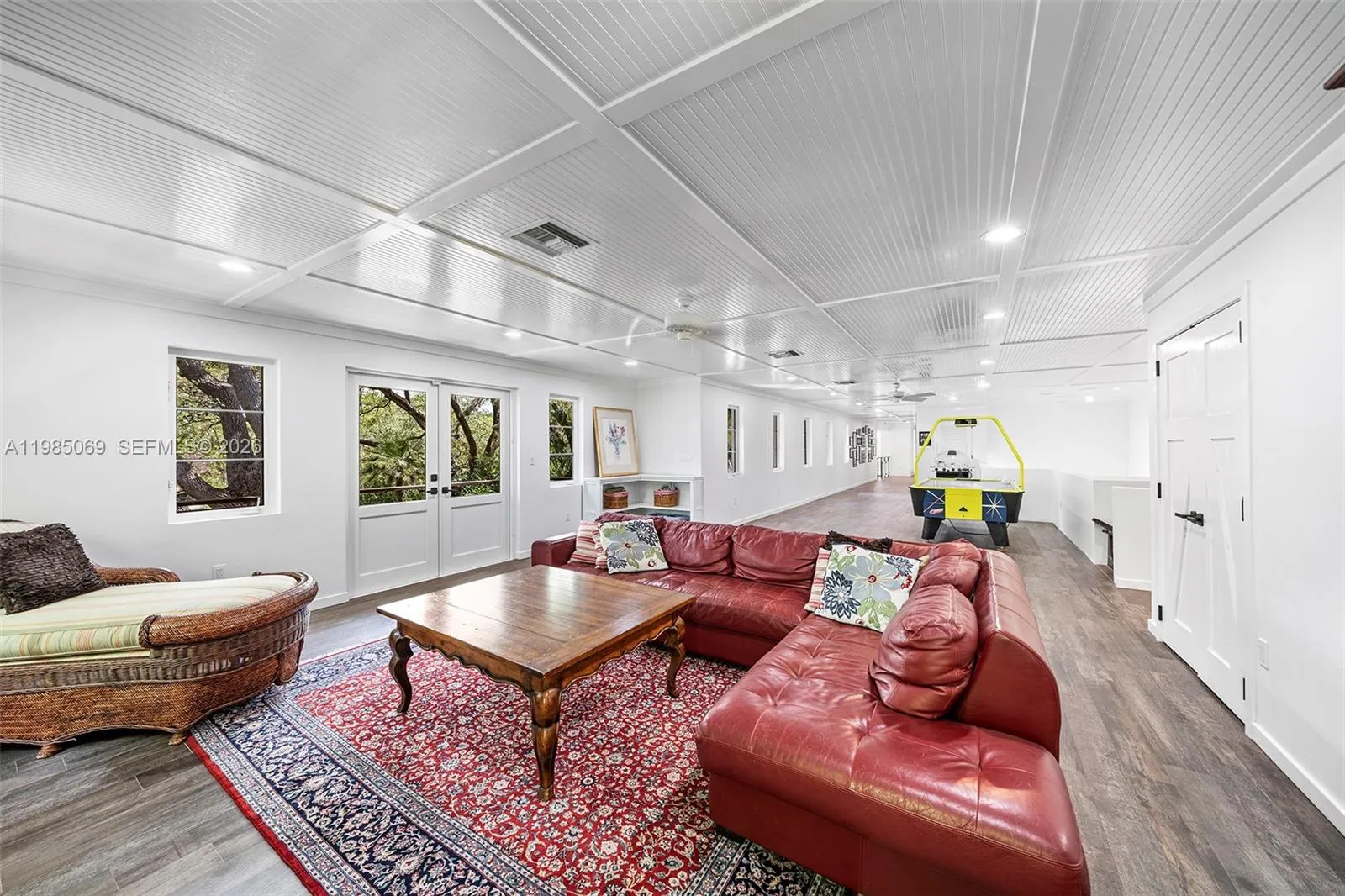 6700 Sw 132nd St, Pinecrest, Florida 33156, Pinecrest, Florida 33156, 6 Bedrooms Bedrooms, ,5 BathroomsBathrooms,Residential,For Sale,6700 Sw 132nd St, Pinecrest, Florida 33156,A11985069