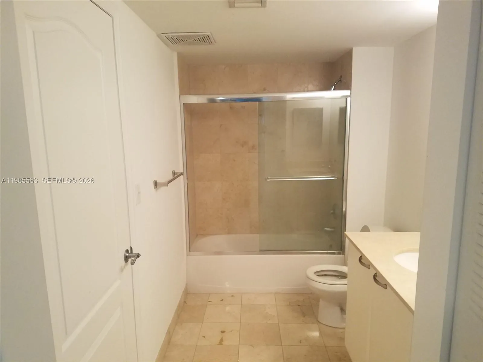 2101 Brickell Ave 1911, Miami, Florida 33129, Miami, Florida 33129, 1 Bedroom Bedrooms, ,1 BathroomBathrooms,Residential,For Sale,2101 Brickell Ave 1911, Miami, Florida 33129,A11985563