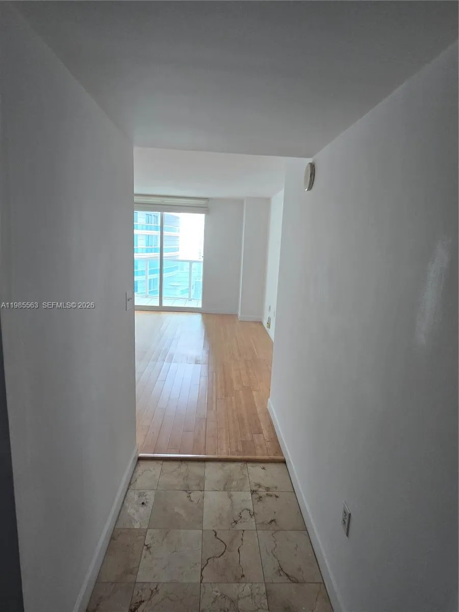 2101 Brickell Ave 1911, Miami, Florida 33129, Miami, Florida 33129, 1 Bedroom Bedrooms, ,1 BathroomBathrooms,Residential,For Sale,2101 Brickell Ave 1911, Miami, Florida 33129,A11985563