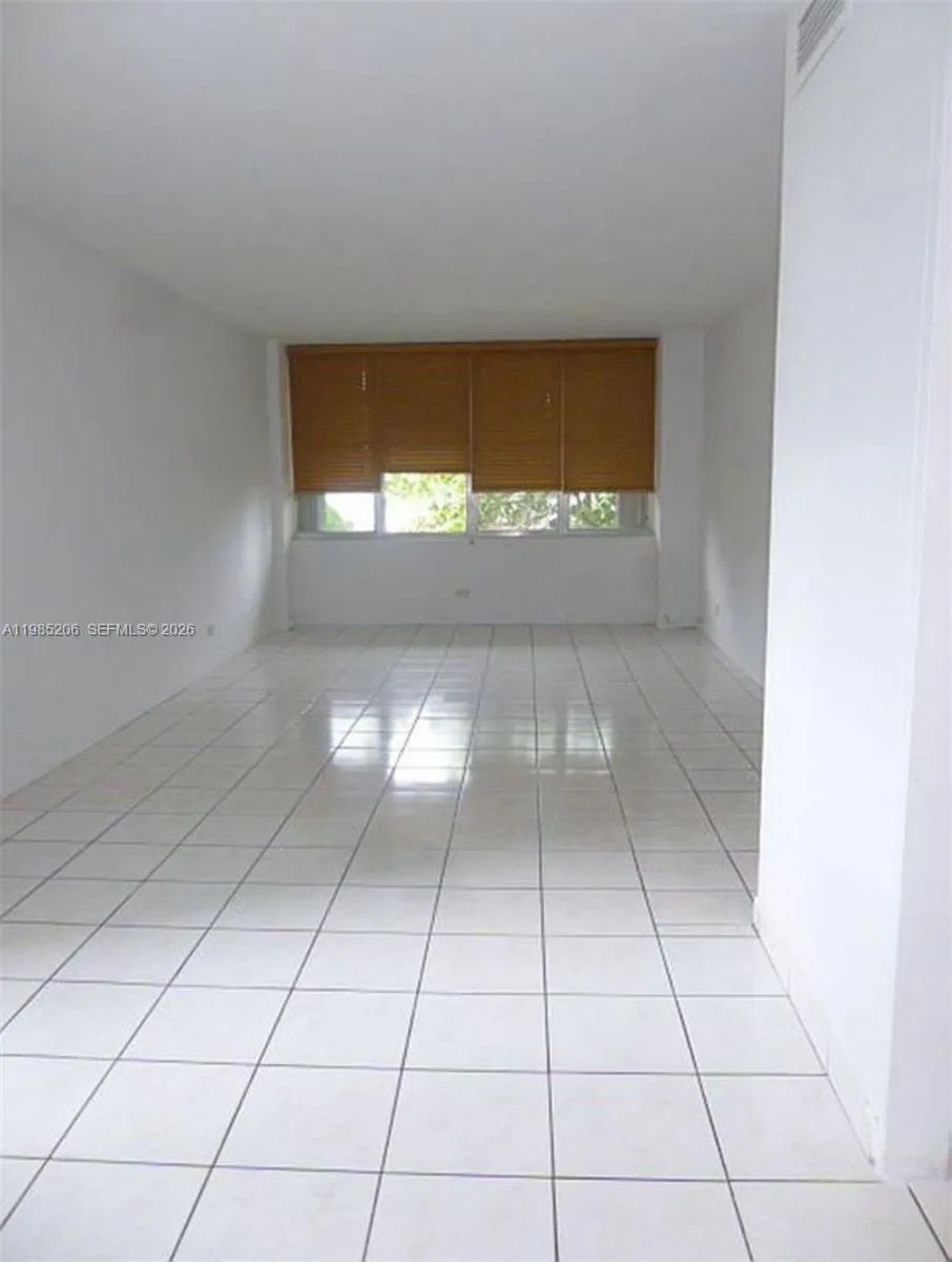 7441 Wayne Ave 1a, Miami Beach, Florida 33141, Miami Beach, Florida 33141, 2 Bedrooms Bedrooms, ,2 BathroomsBathrooms,Residential,For Sale,7441 Wayne Ave 1a, Miami Beach, Florida 33141,A11985206