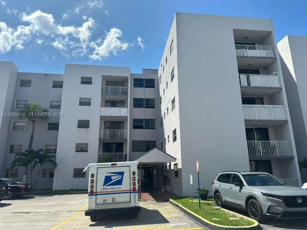 8185 Nw 7th St 319, Miami, Florida 33126, Miami, Florida 33126, 2 Bedrooms Bedrooms, ,2 BathroomsBathrooms,Residential Lease,For Rent,8185 Nw 7th St 319, Miami, Florida 33126,A11985616 8185 Nw 7th St 319, Miami, Florida 33126, Miami, Florida 33126, 2 Bedrooms Bedrooms, ,2 BathroomsBathrooms,Residential Lease,For Rent,8185 Nw 7th St 319, Miami, Florida 33126,A11985616