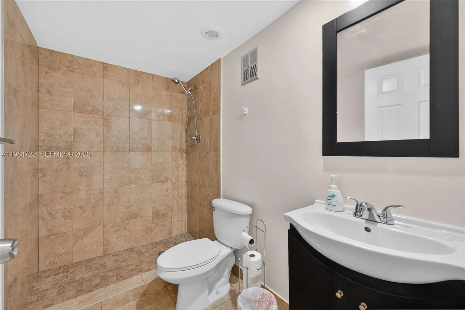 13182 Sw 9th Ln, Miami, Florida 33184, Miami, Florida 33184, 2 Bedrooms Bedrooms, ,2 BathroomsBathrooms,Residential,For Sale,13182 Sw 9th Ln, Miami, Florida 33184,A11984722