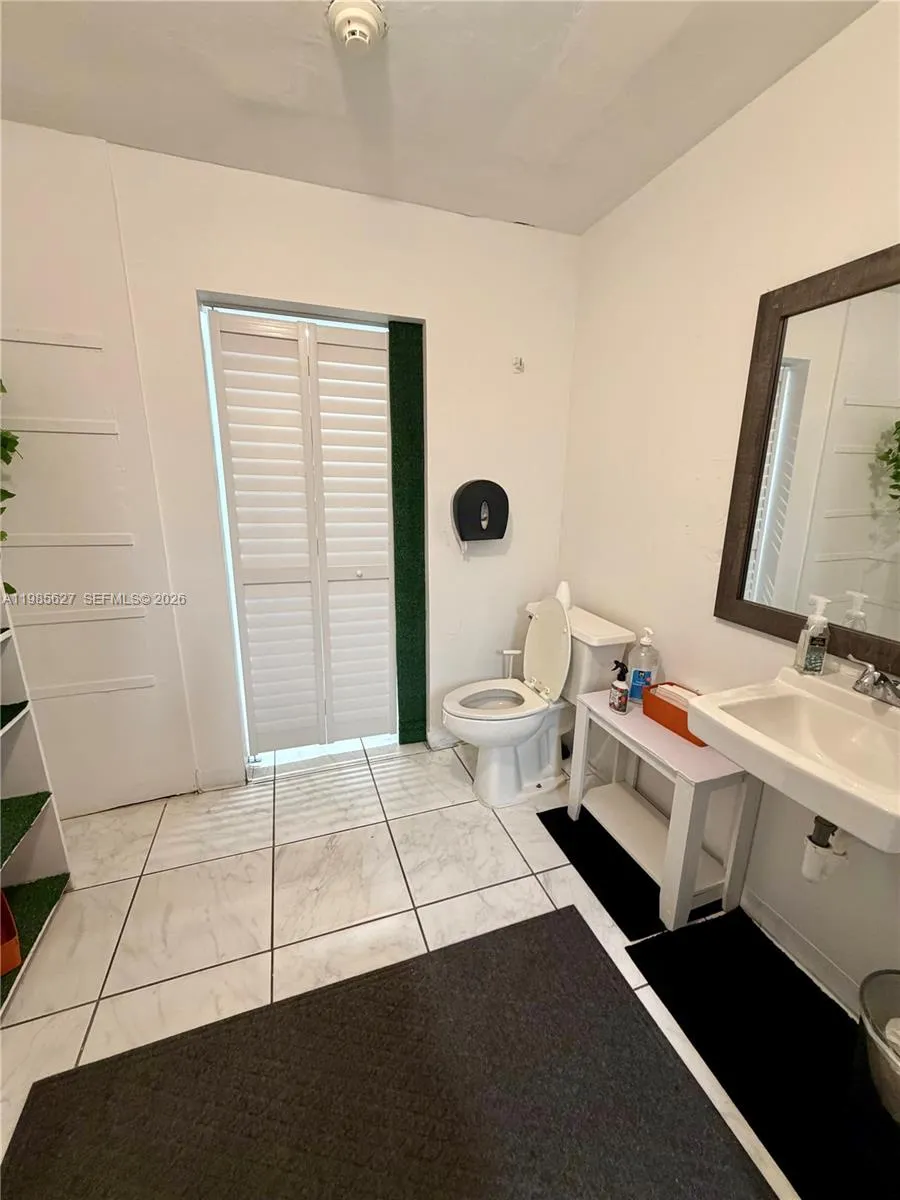 4537 W Broward Blvd, Plantation, Florida 33317, Plantation, Florida 33317, ,Commercial Lease,For Rent,4537 W Broward Blvd, Plantation, Florida 33317,A11985627