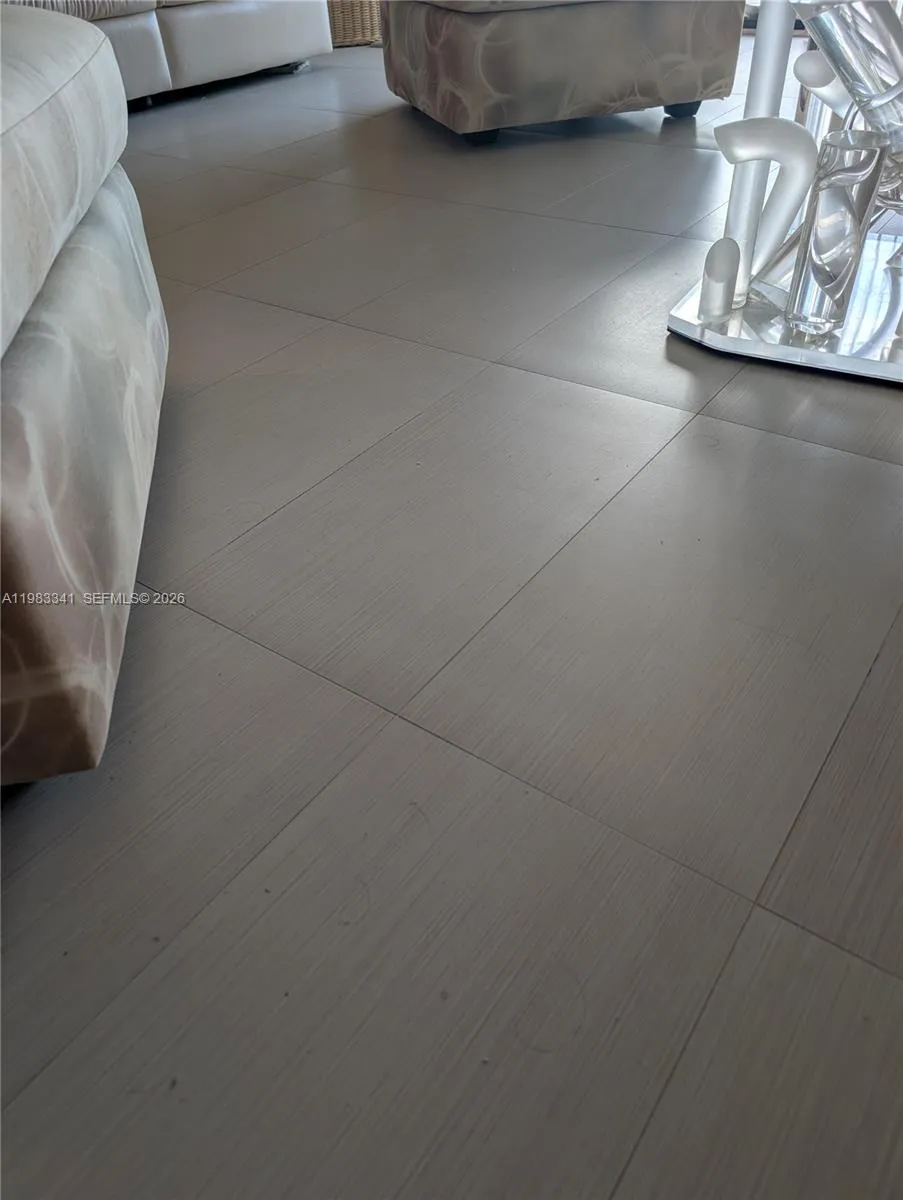 Porcelain tile floor