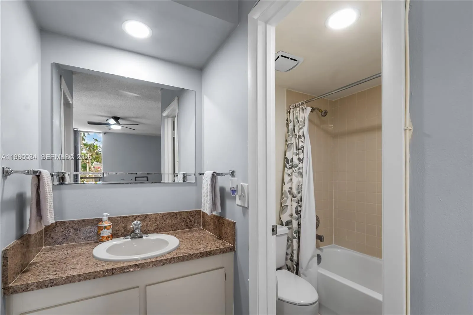 2810 Sw 87th Ave 918, Davie, Florida 33328, Davie, Florida 33328, 2 Bedrooms Bedrooms, ,2 BathroomsBathrooms,Residential,For Sale,2810 Sw 87th Ave 918, Davie, Florida 33328,A11985534