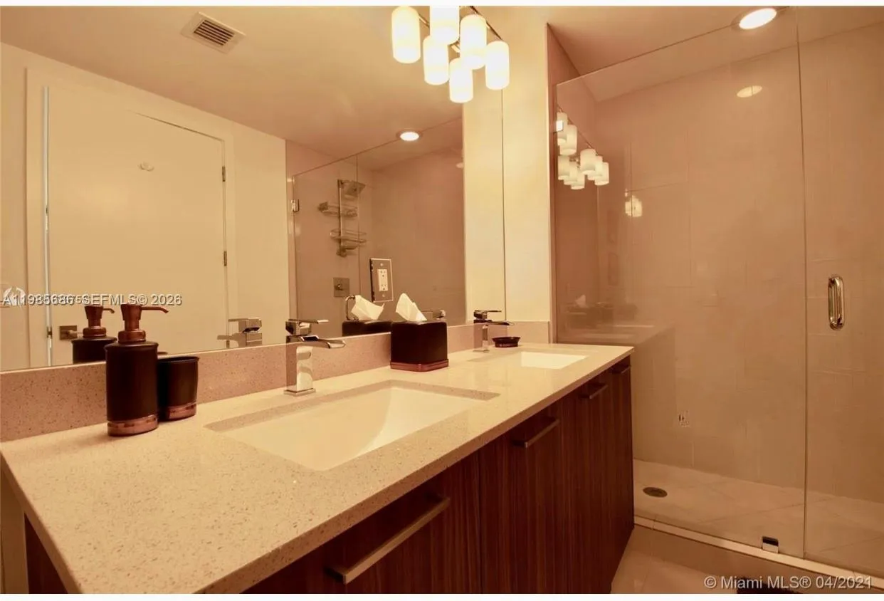 5300 Paseo Blvd, Doral, Florida 33166, Doral, Florida 33166, 2 Bedrooms Bedrooms, ,2 BathroomsBathrooms,Residential,For Sale,5300 Paseo Blvd, Doral, Florida 33166,A11985686