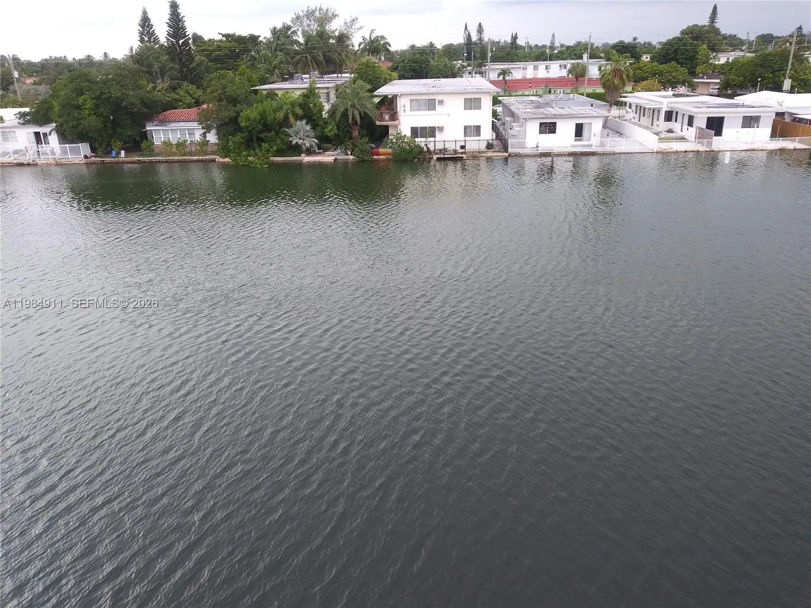 7900 Tatum Waterway Dr 405, Miami Beach, Florida 3, Miami Beach, Florida 33141, 1 Bedroom Bedrooms, ,1 BathroomBathrooms,Residential Lease,For Rent,7900 Tatum Waterway Dr 405, Miami Beach, Florida 3,A11984911
