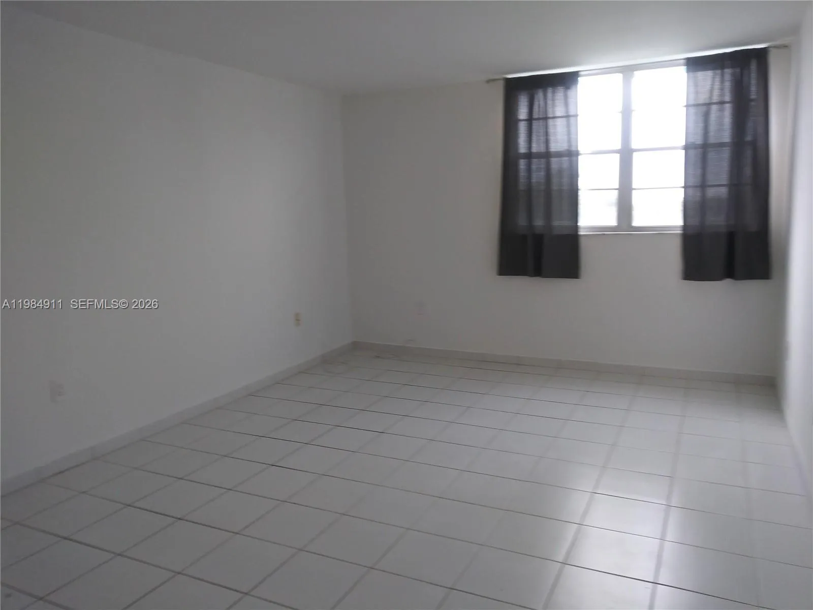 7900 Tatum Waterway Dr 405, Miami Beach, Florida 3, Miami Beach, Florida 33141, 1 Bedroom Bedrooms, ,1 BathroomBathrooms,Residential Lease,For Rent,7900 Tatum Waterway Dr 405, Miami Beach, Florida 3,A11984911