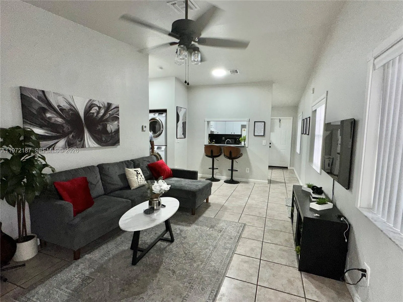 6138 Grant St A-b, Hollywood, Florida 33024, Hollywood, Florida 33024, 2 Bedrooms Bedrooms, ,1 BathroomBathrooms,Residential Lease,For Rent,6138 Grant St A-b, Hollywood, Florida 33024,A11972187