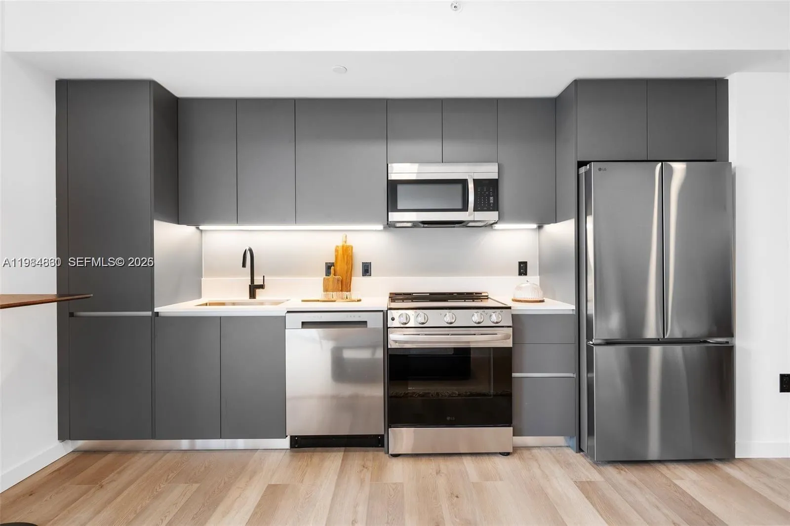 307 Sw 5th St Studio 1, Fort Lauderdale, Florida 3, Fort Lauderdale, Florida 33315, 1 Bedroom Bedrooms, ,1 BathroomBathrooms,Residential Lease,For Rent,307 Sw 5th St Studio 1, Fort Lauderdale, Florida 3,A11984830