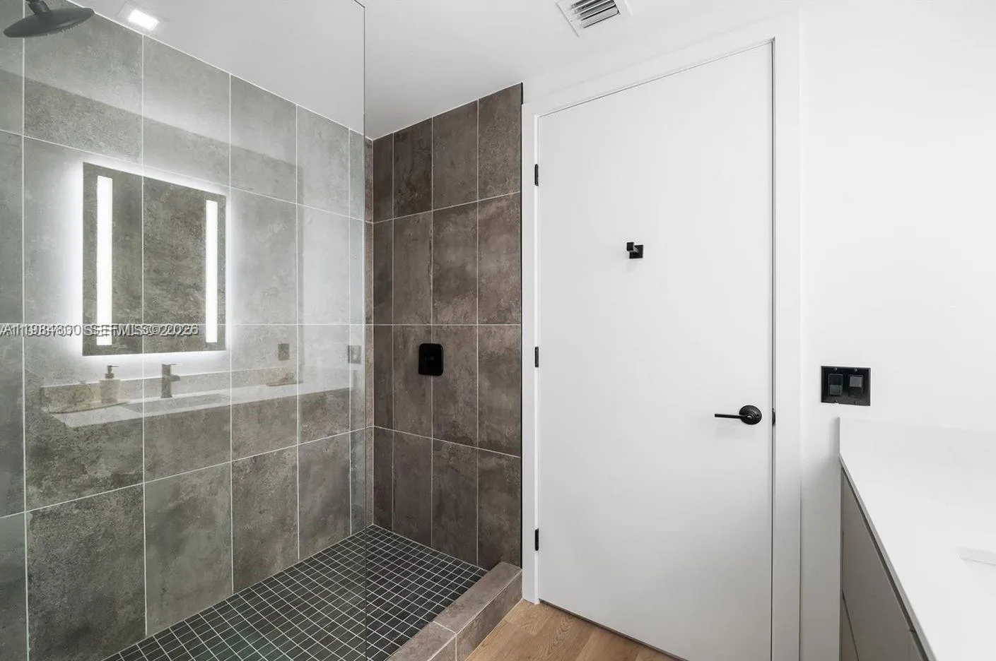307 Sw 5th St Studio 1, Fort Lauderdale, Florida 3, Fort Lauderdale, Florida 33315, 1 Bedroom Bedrooms, ,1 BathroomBathrooms,Residential Lease,For Rent,307 Sw 5th St Studio 1, Fort Lauderdale, Florida 3,A11984830